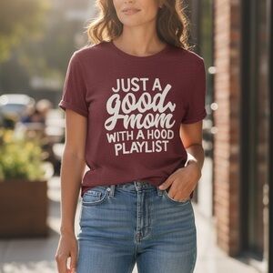Casual Maroon Graphic Tee for Women‎